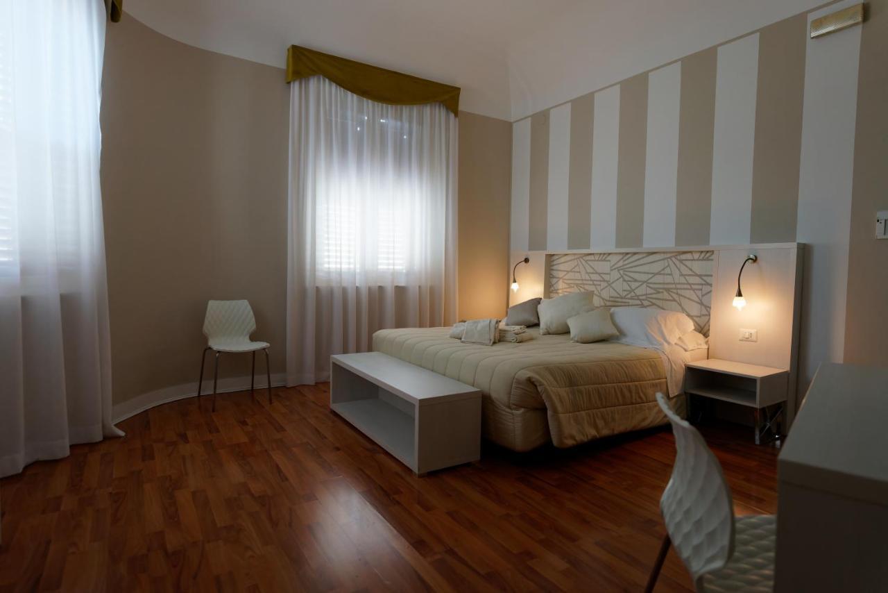 Sant'elia 3*