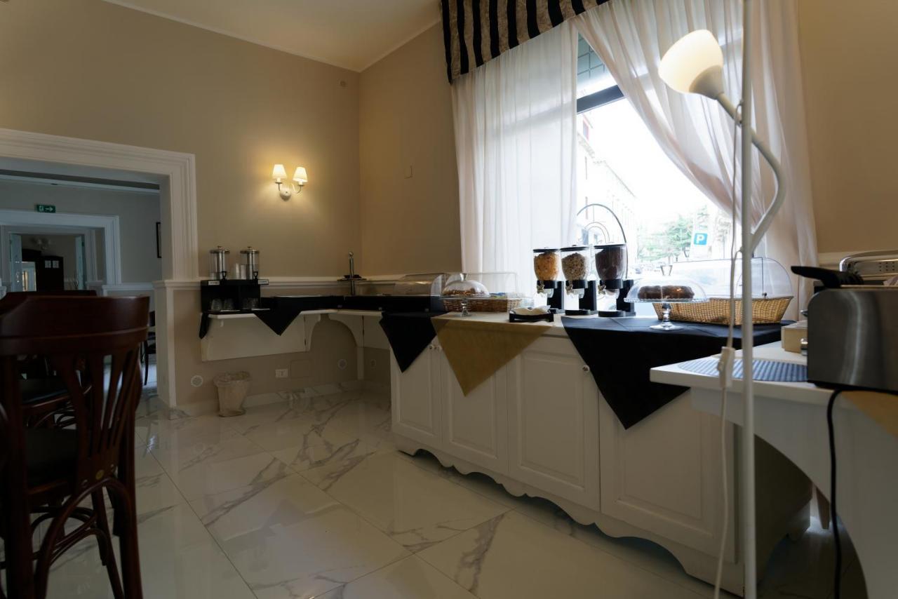 Hotel Sant'elia 3*